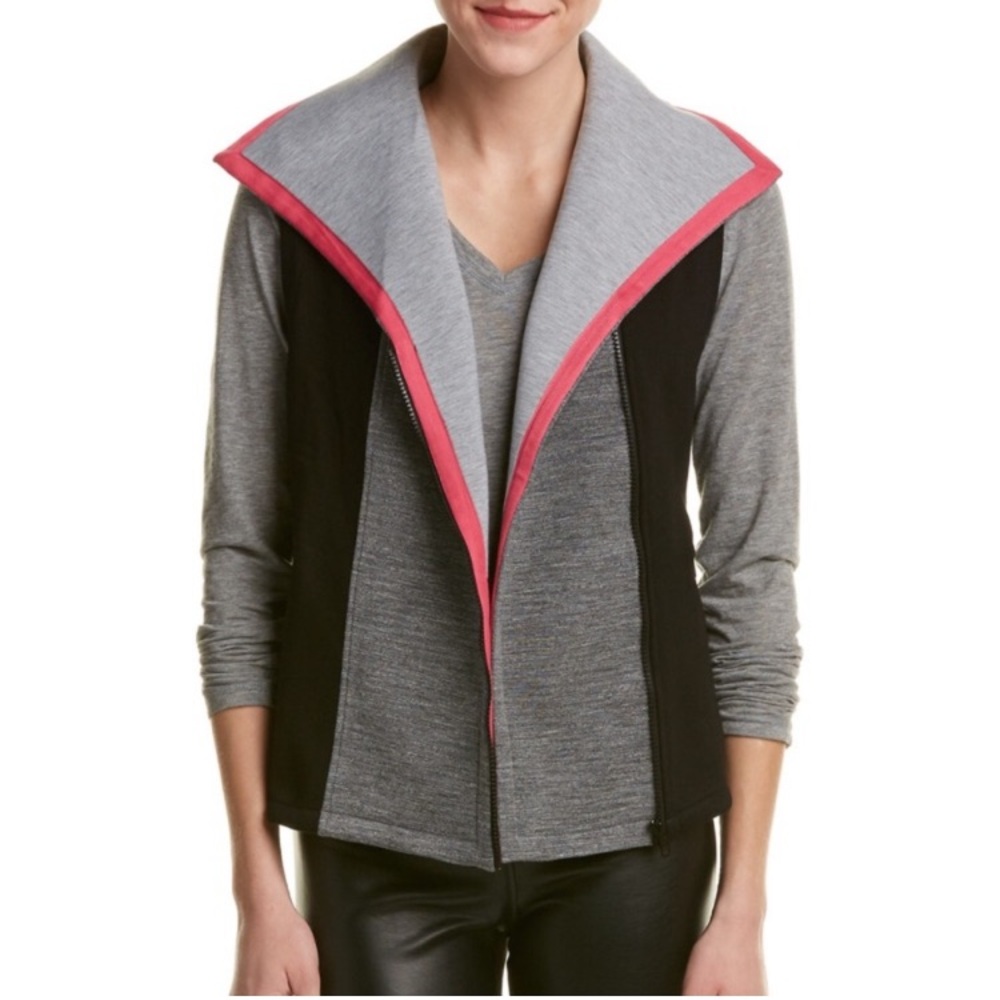 Apres Ramy Brook Womens Size M Corin Black Grey Pink Trim Active Vest Ski Chalet